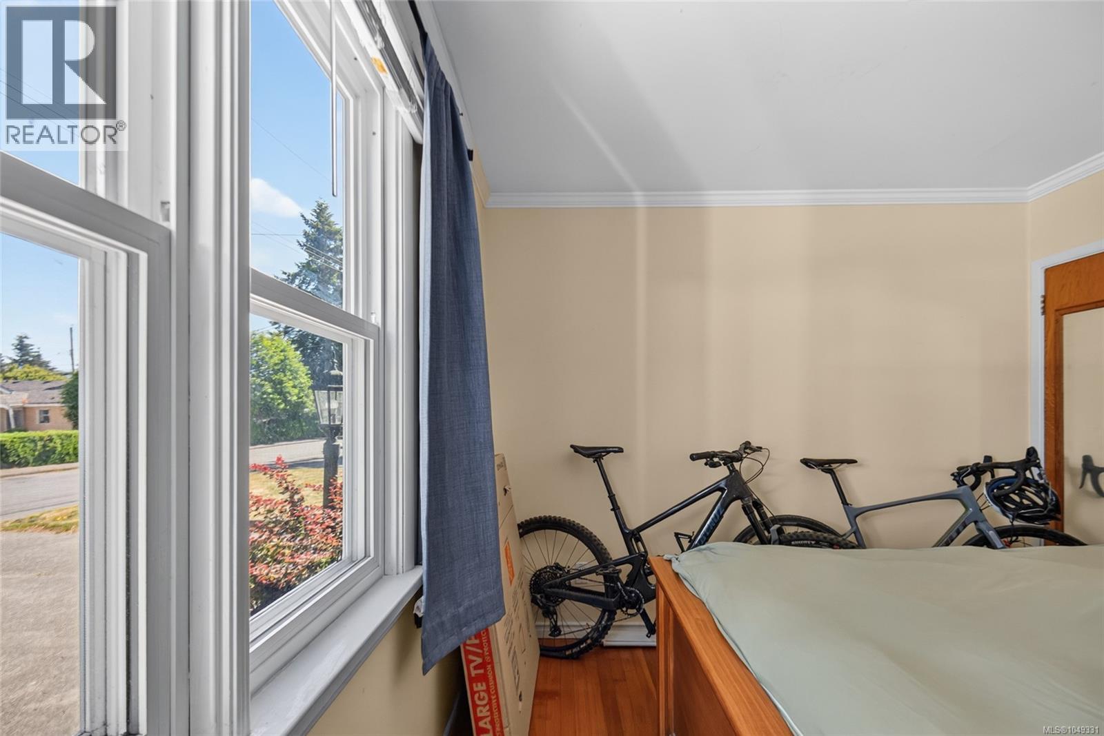 930 Wharncliffe Rd Property Photo 26