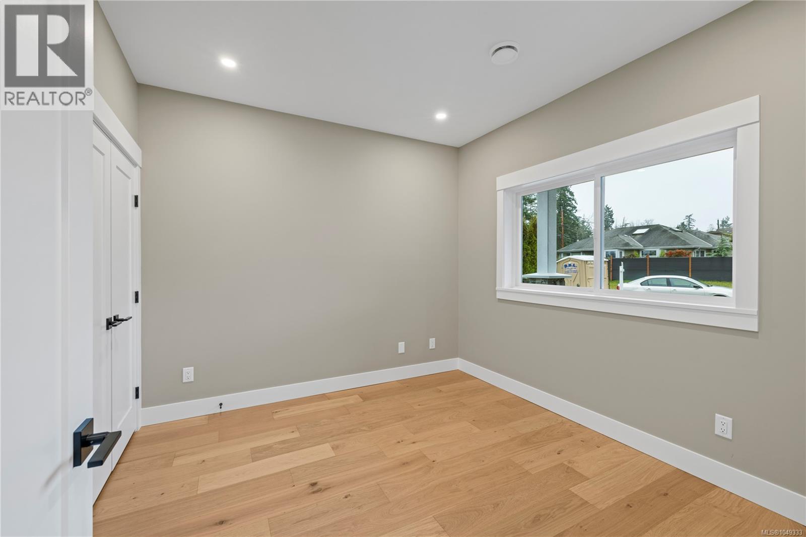 715 Doehle Ave Property Photo 16