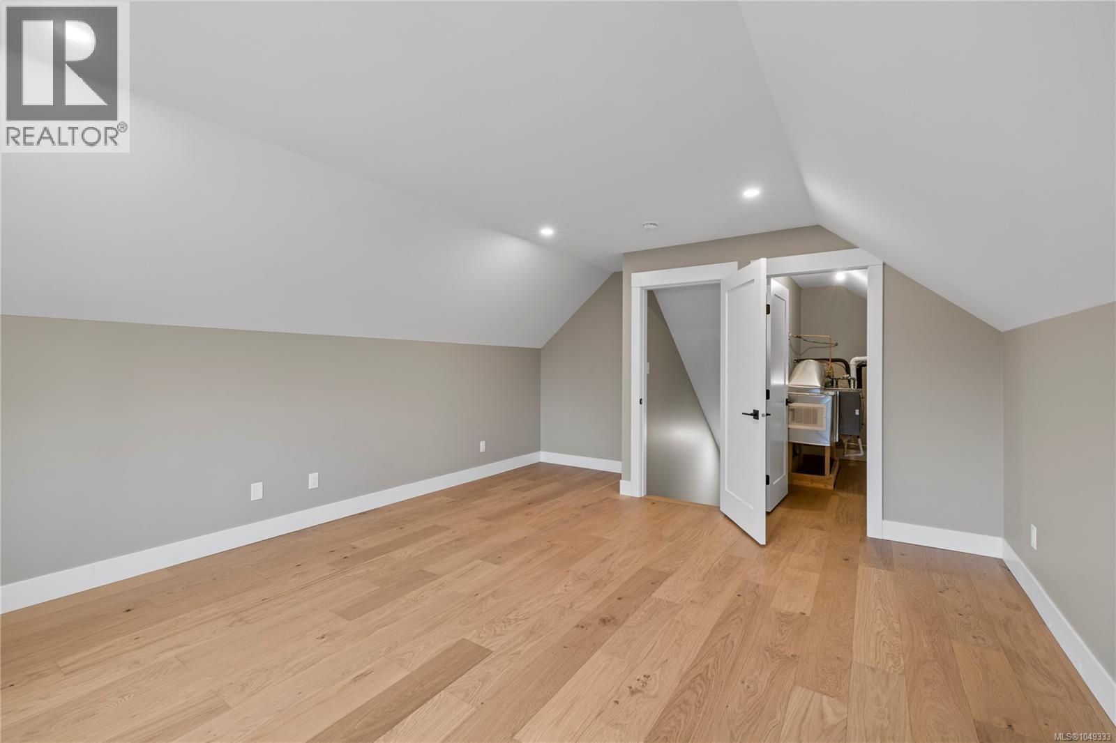 715 Doehle Ave Property Photo 37