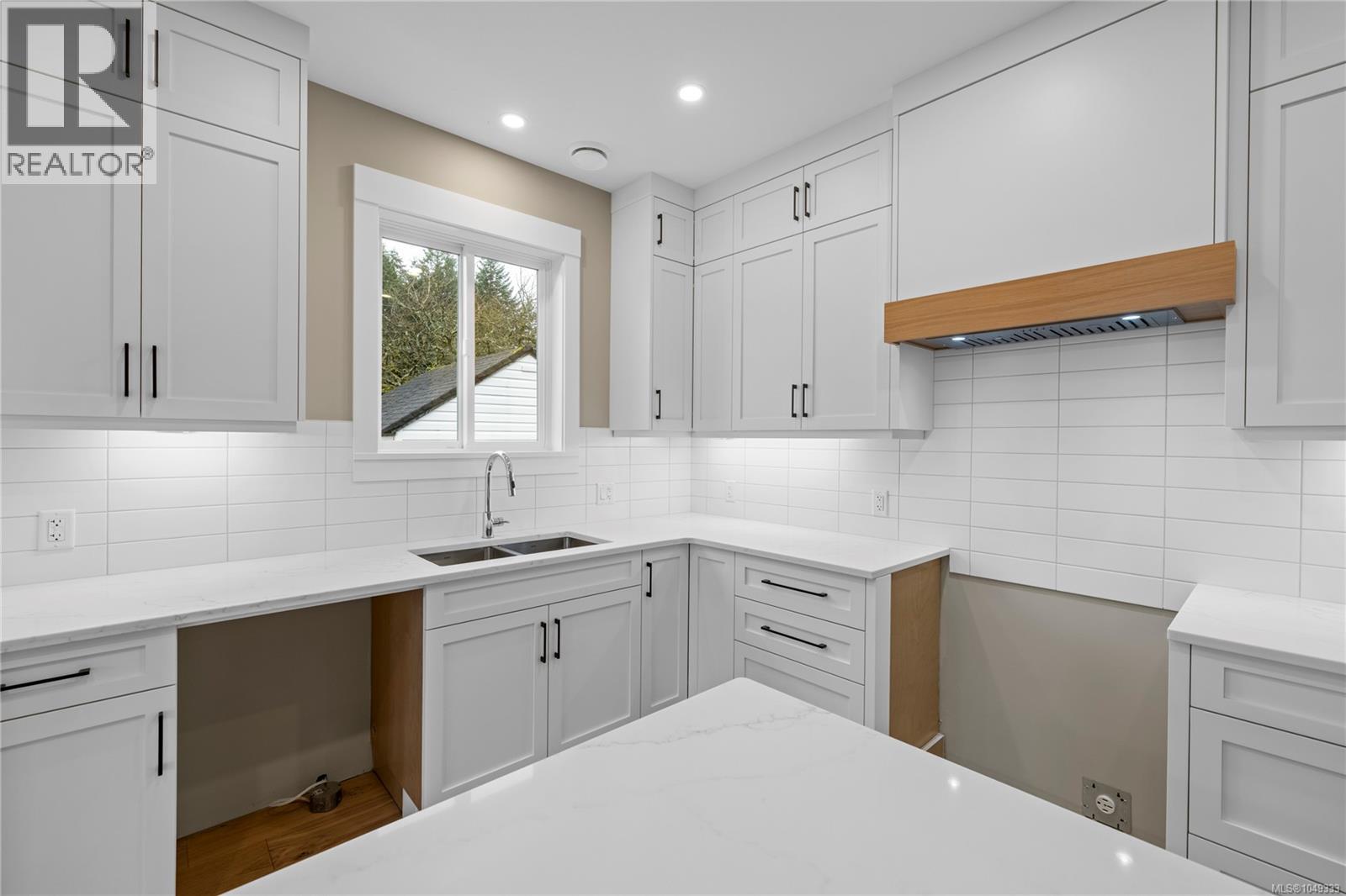 715 Doehle Ave Property Photo 38