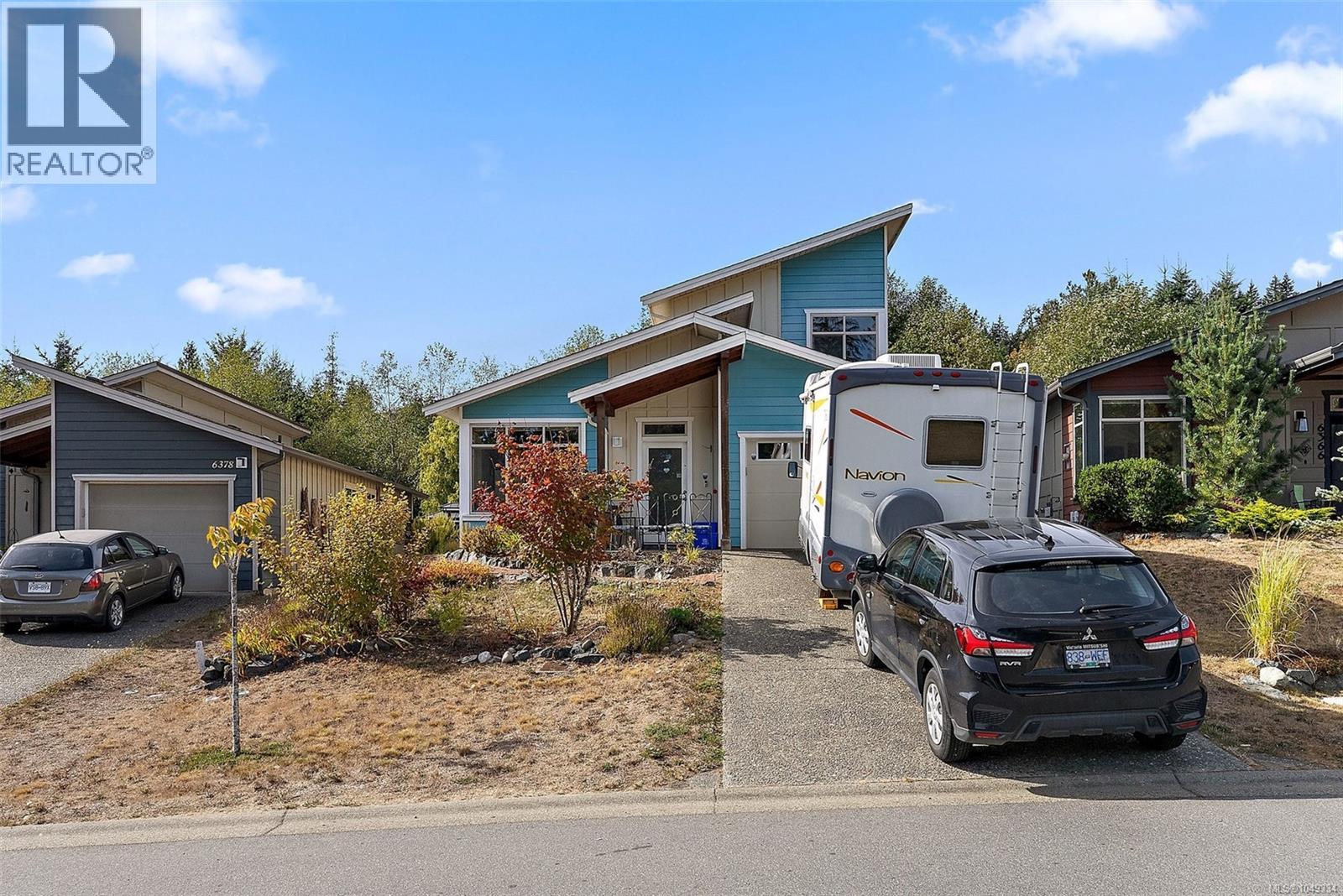 6372 Willowpark Way Property Photo 1