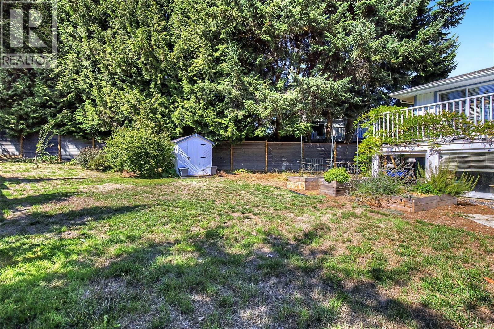 3071 Shamrock Pl Property Photo 36
