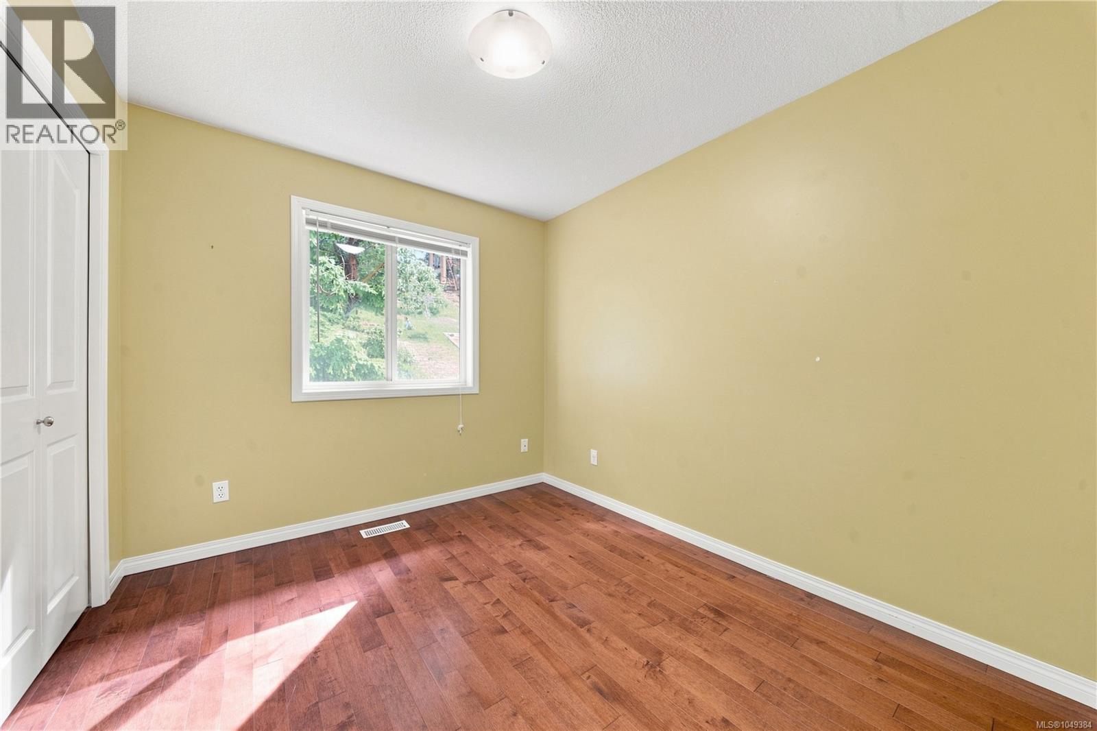 256 King Rd Property Photo 16