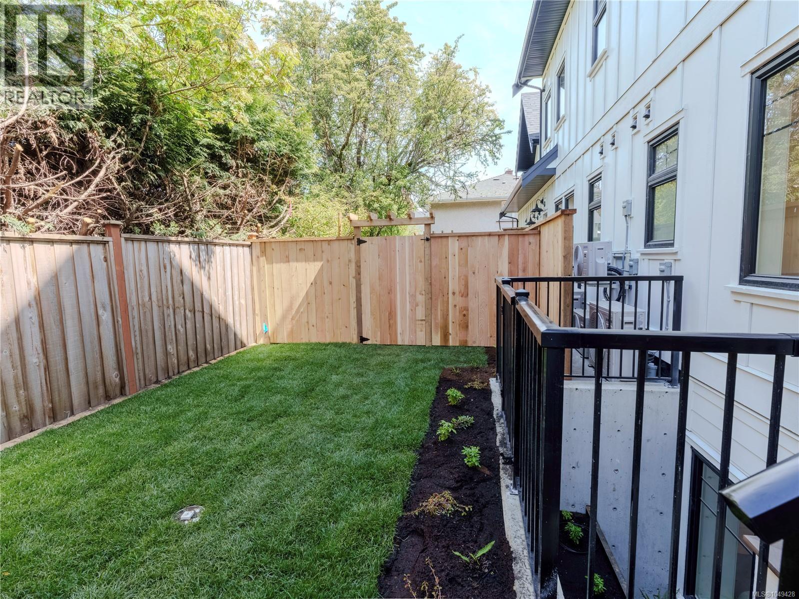 4 1830 Allenby St Property Photo 20
