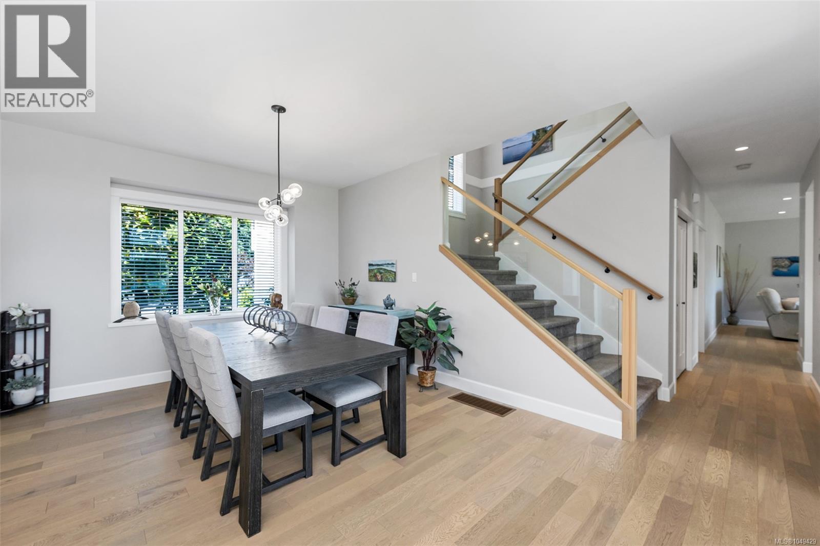2717 Panda Pl Property Photo 4