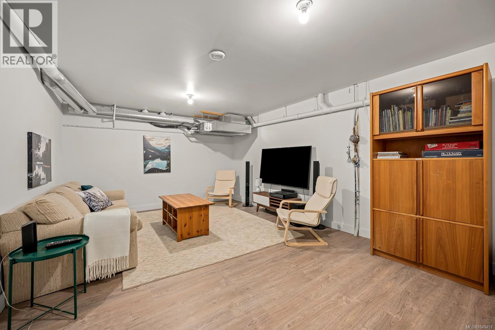 425 Arrowsmith Ridge Property Photo 46