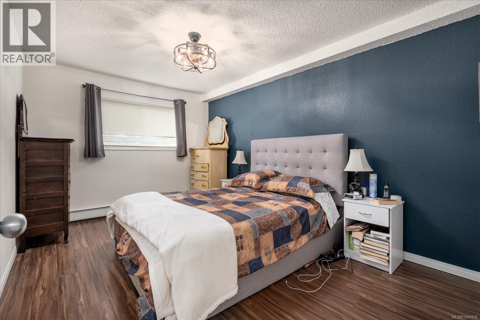 112 218 Bayview Ave Property Photo 5