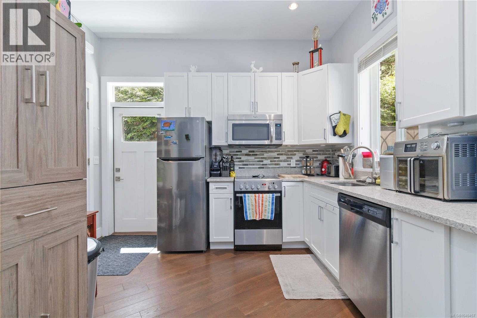 708 Demel Pl Property Photo 38