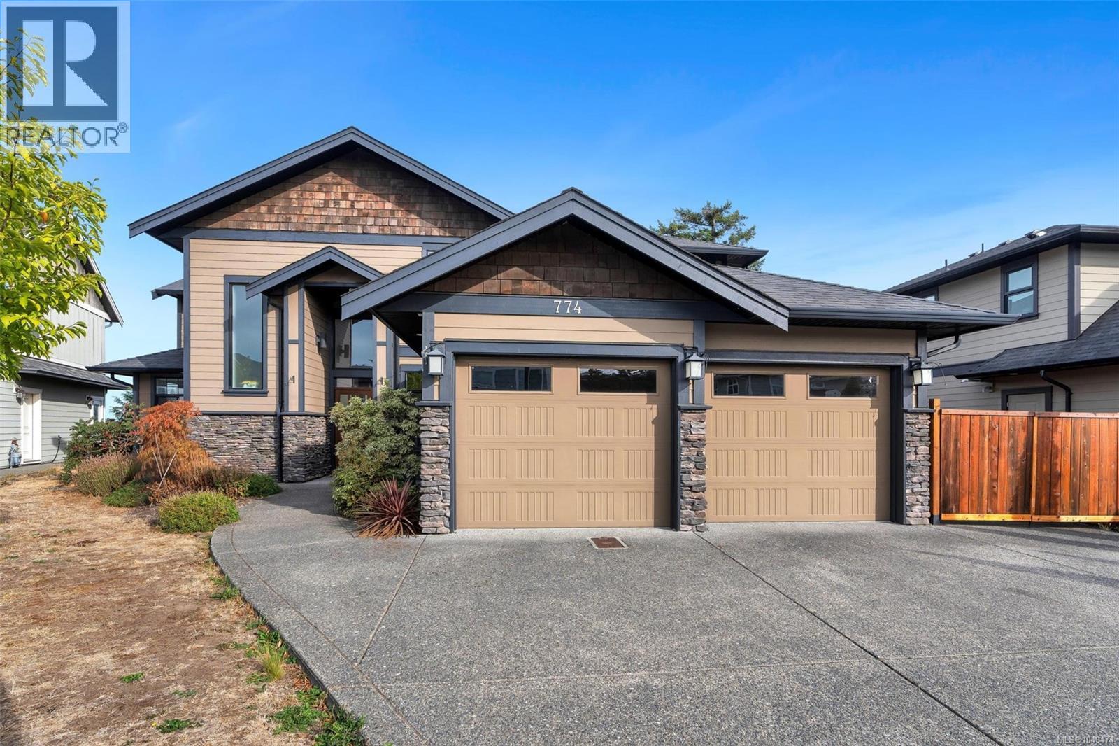 774 Egret Close