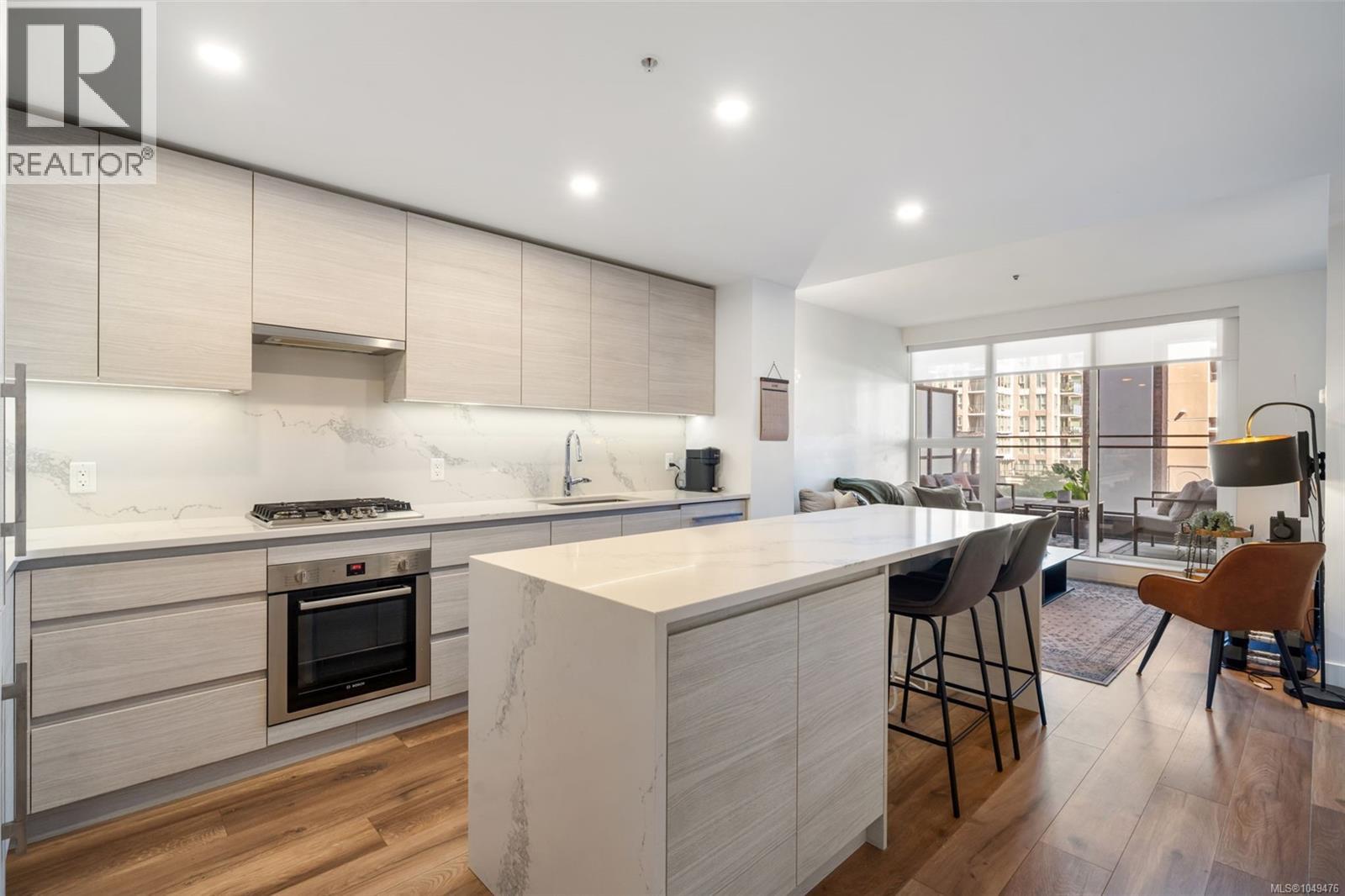 405 777 Herald St Property Photo 1