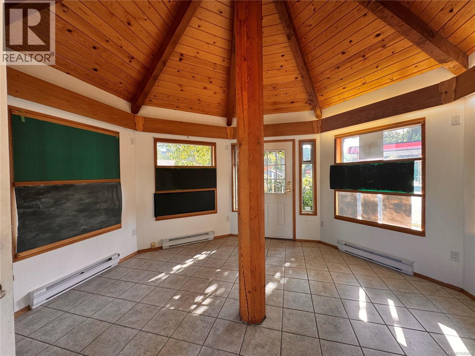 149 Cowichan Lake Rd Property Photo 6