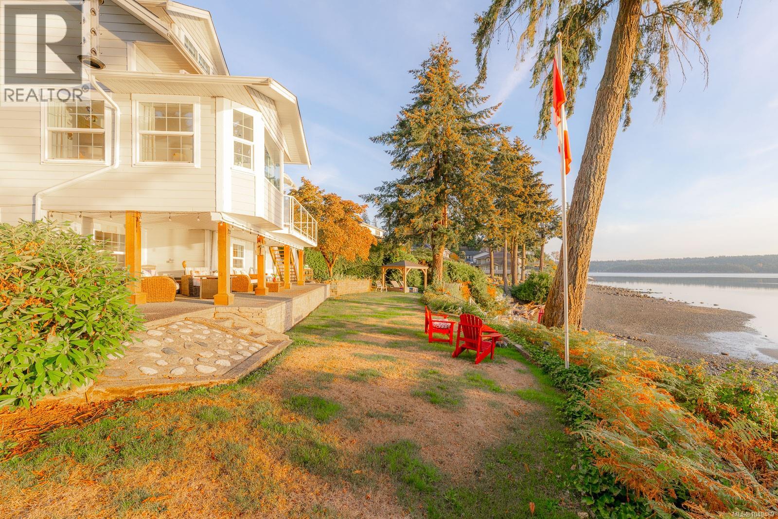 319 Chemainus Rd Property Photo 3