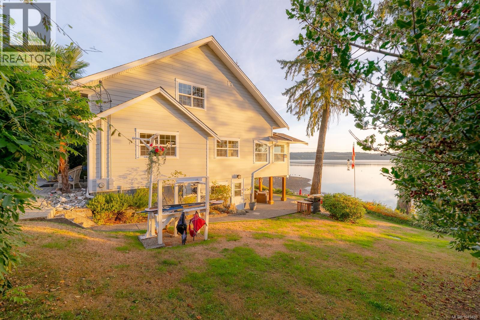 319 Chemainus Rd Property Photo 6