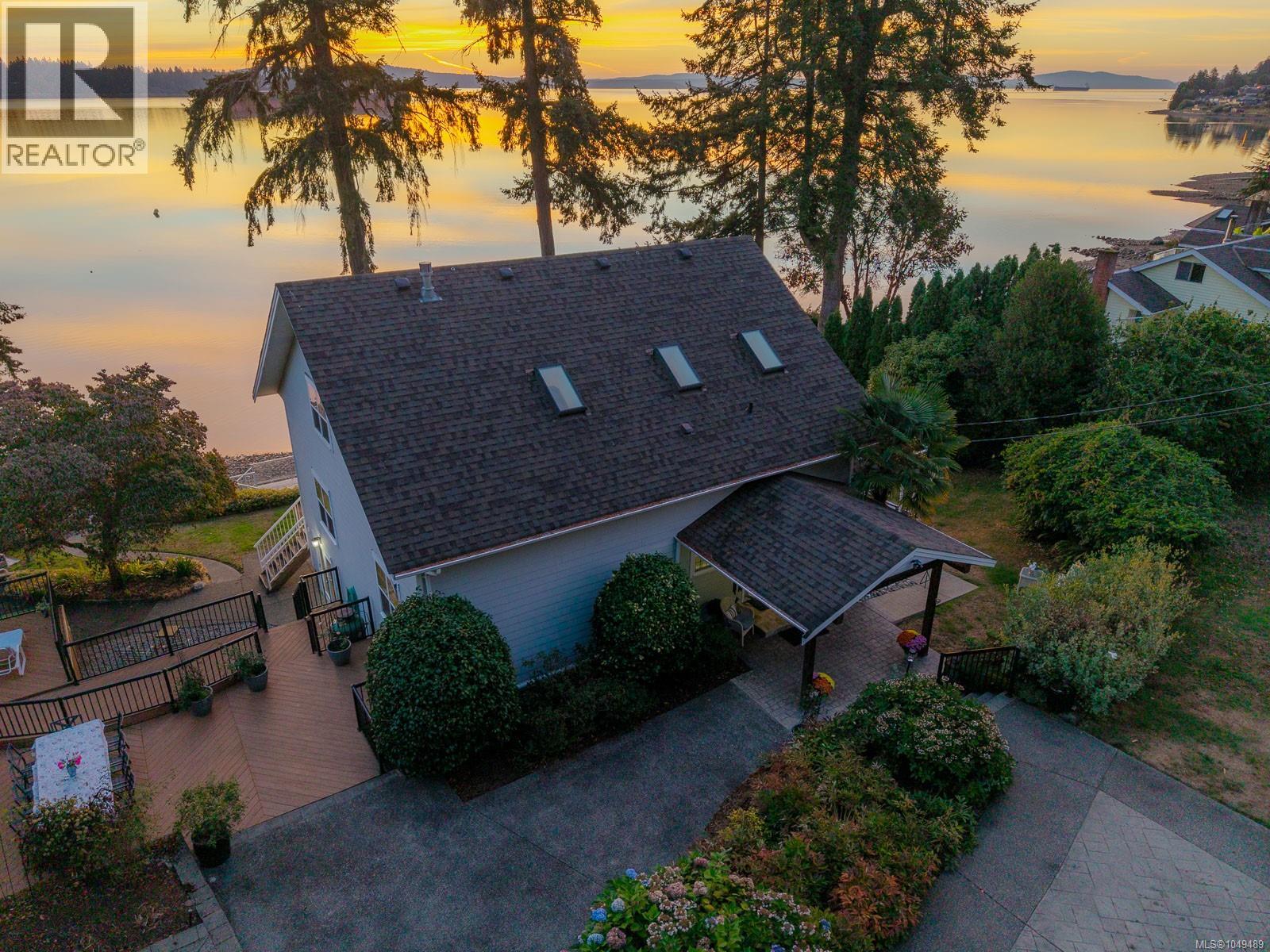 319 Chemainus Rd Property Photo 21