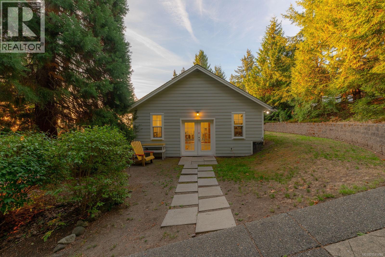 319 Chemainus Rd Property Photo 28
