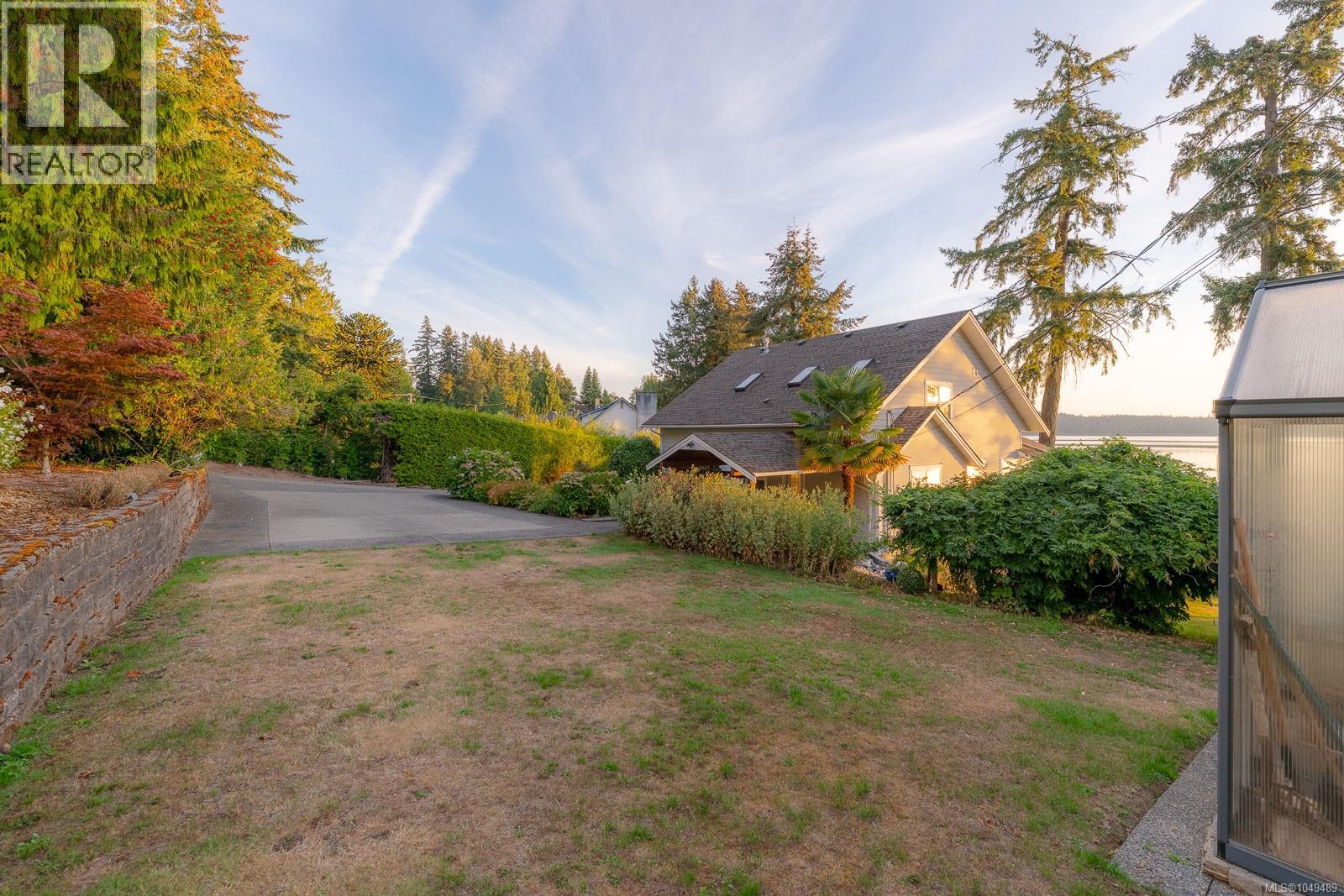 319 Chemainus Rd Property Photo 32