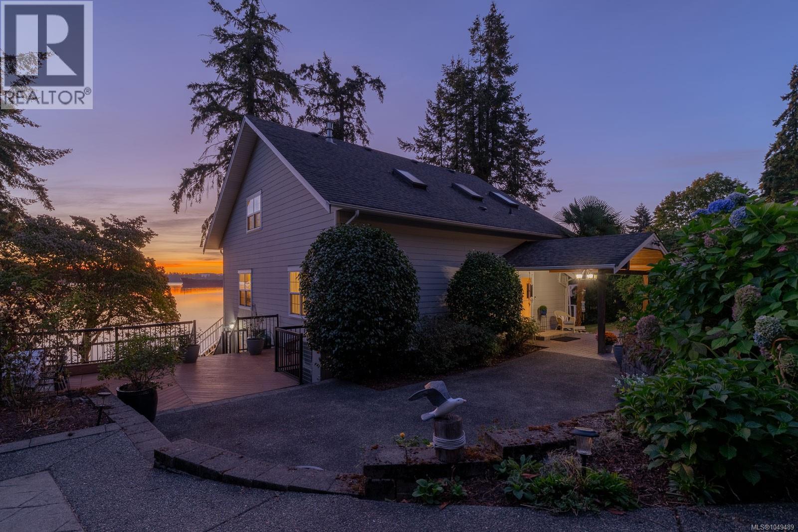 319 Chemainus Rd Property Photo 76