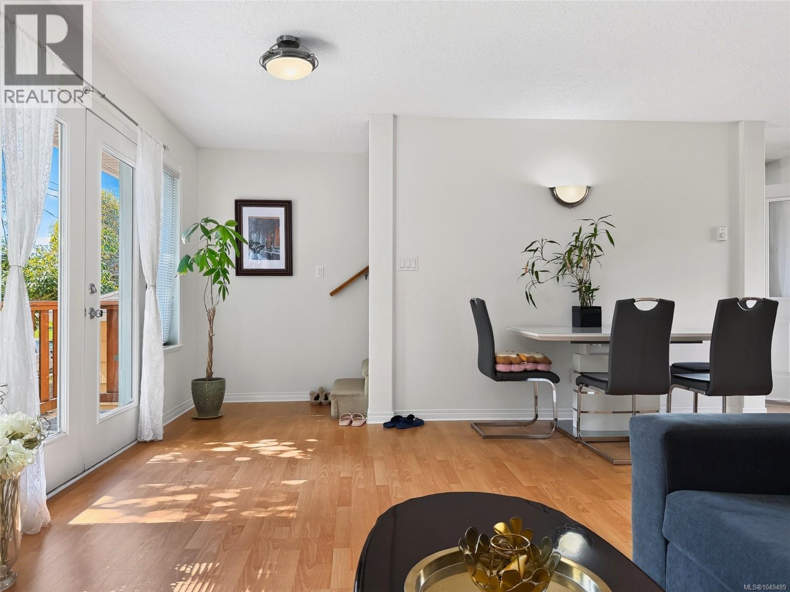 1310 Basil Ave Property Photo 6