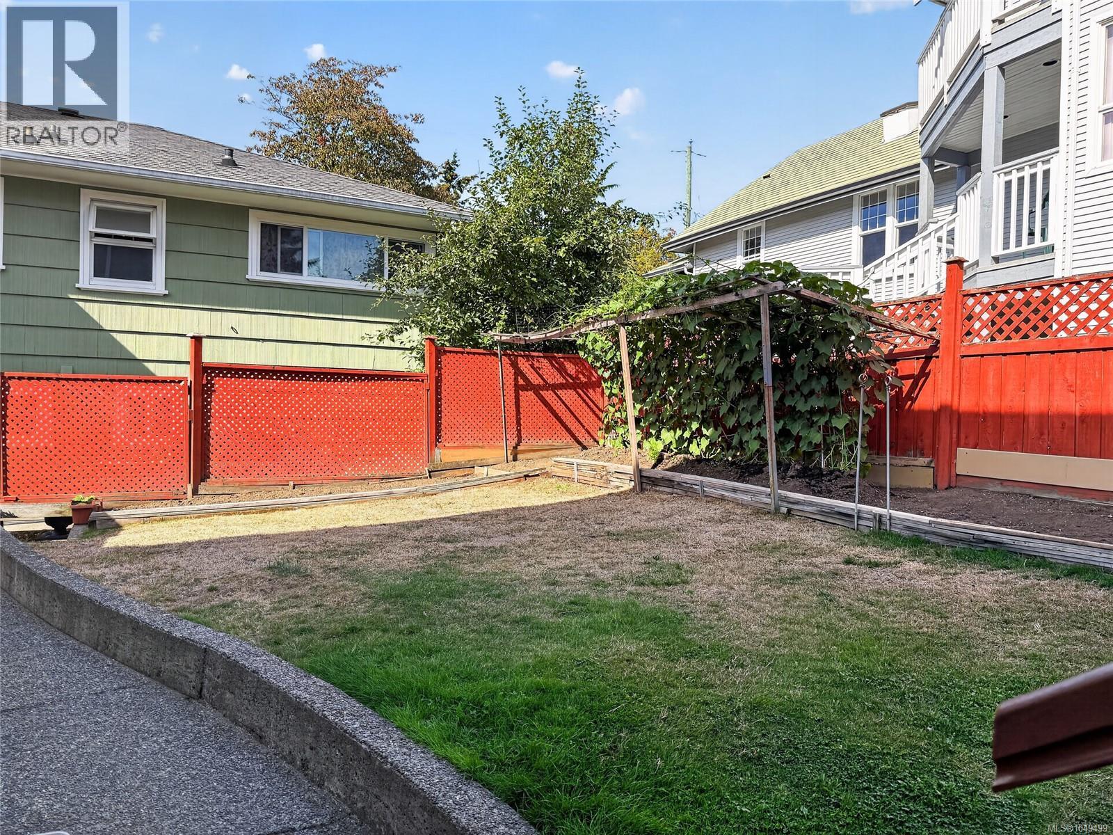 1310 Basil Ave Property Photo 23