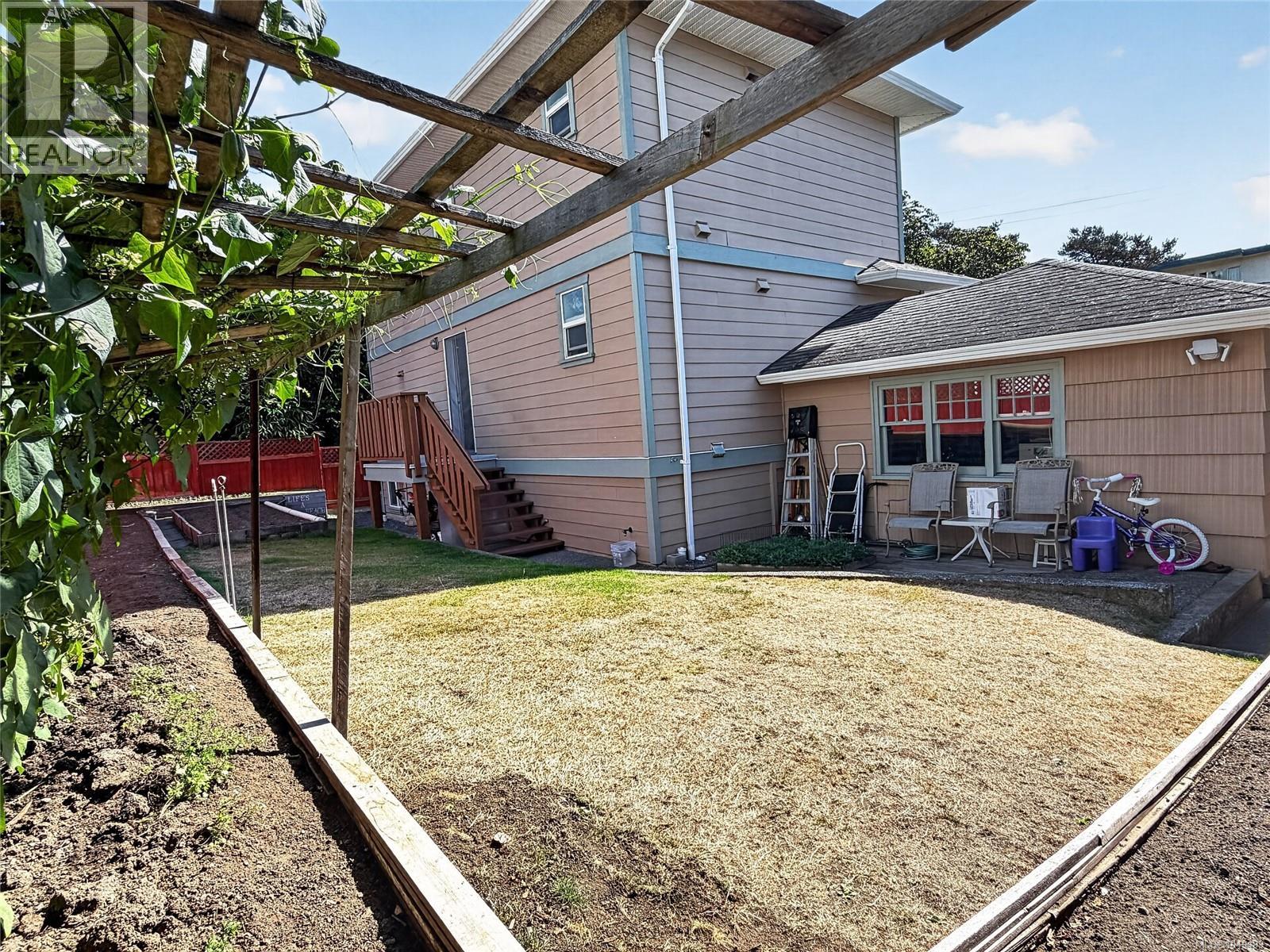 1310 Basil Ave Property Photo 24