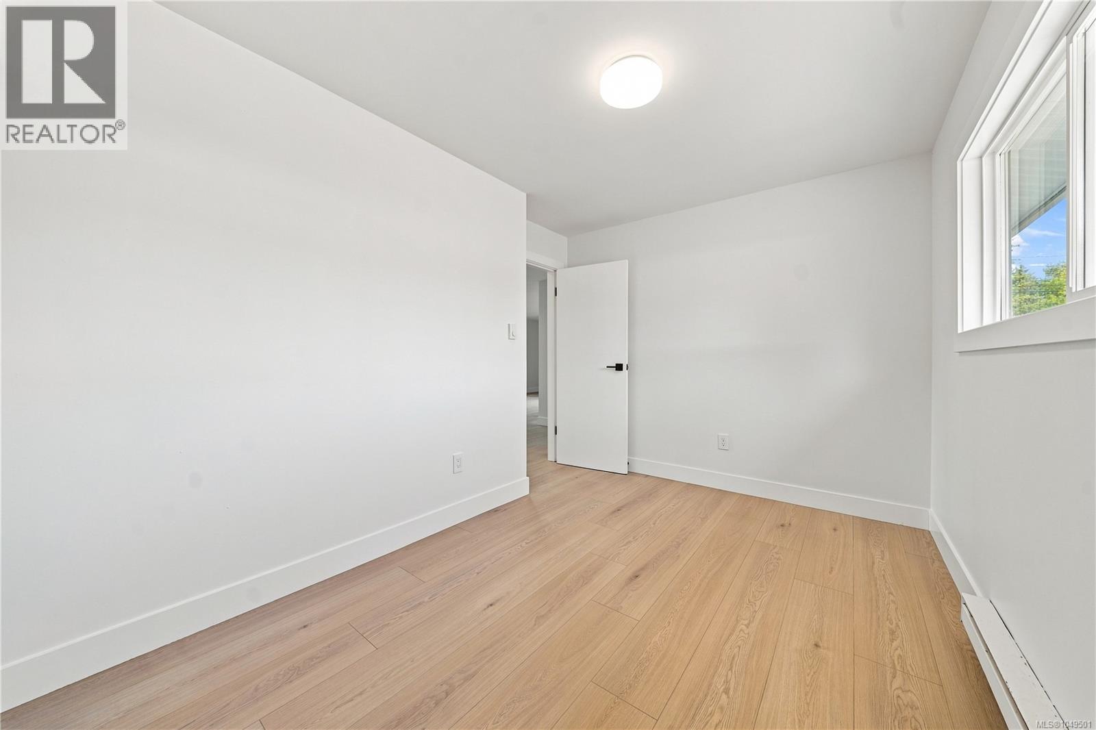 3538 Foxglove Rd Property Photo 24