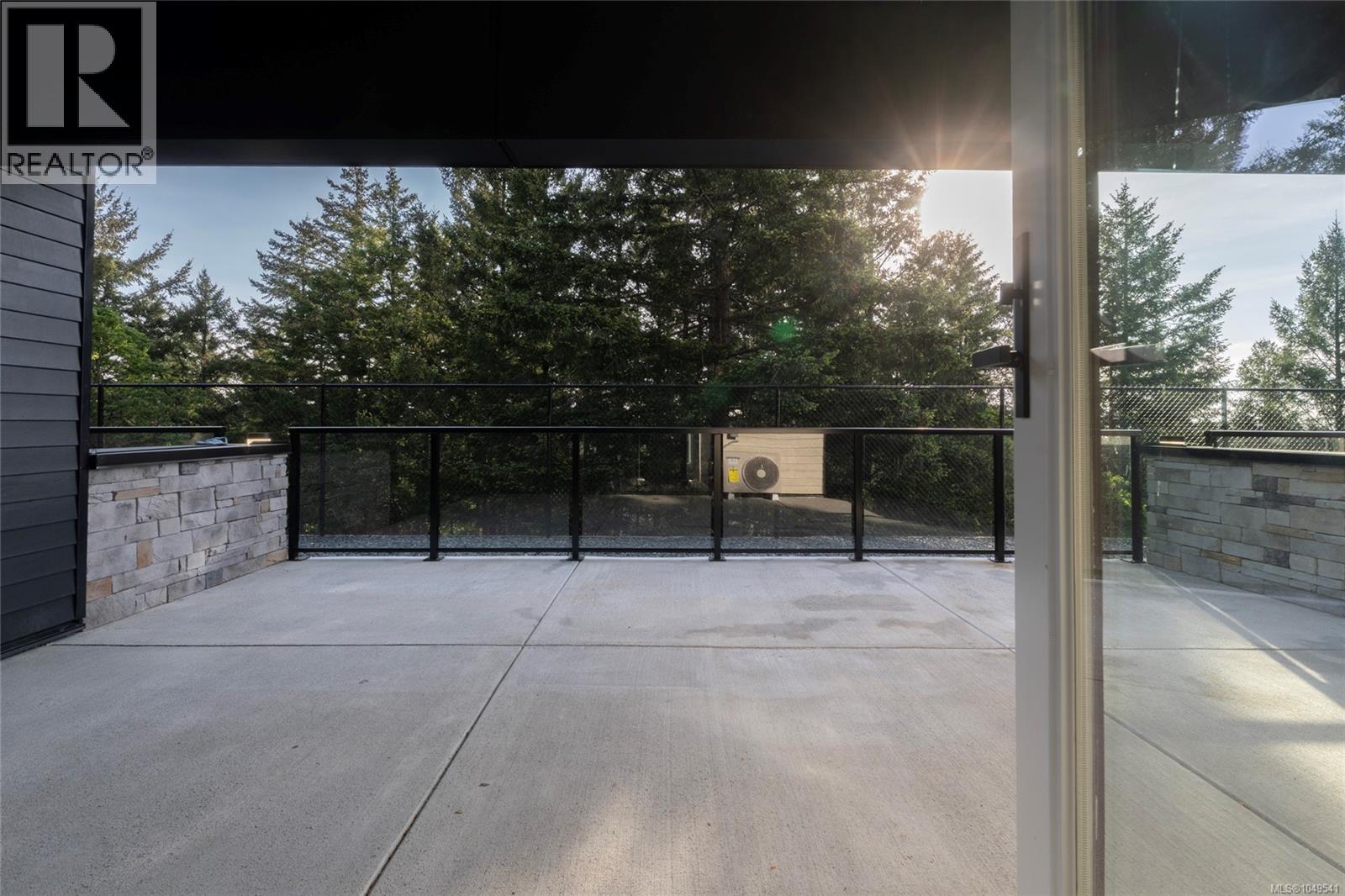 112 2341 Bear Mountain Pkwy Property Photo 26