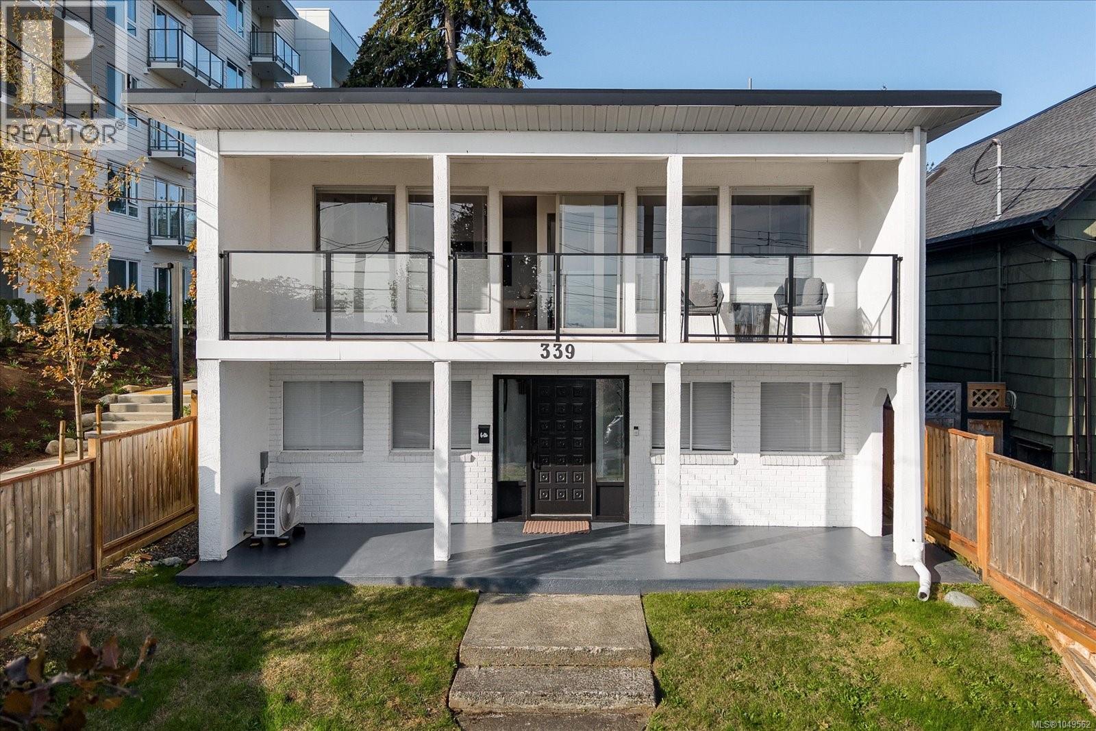339 Kennedy St
