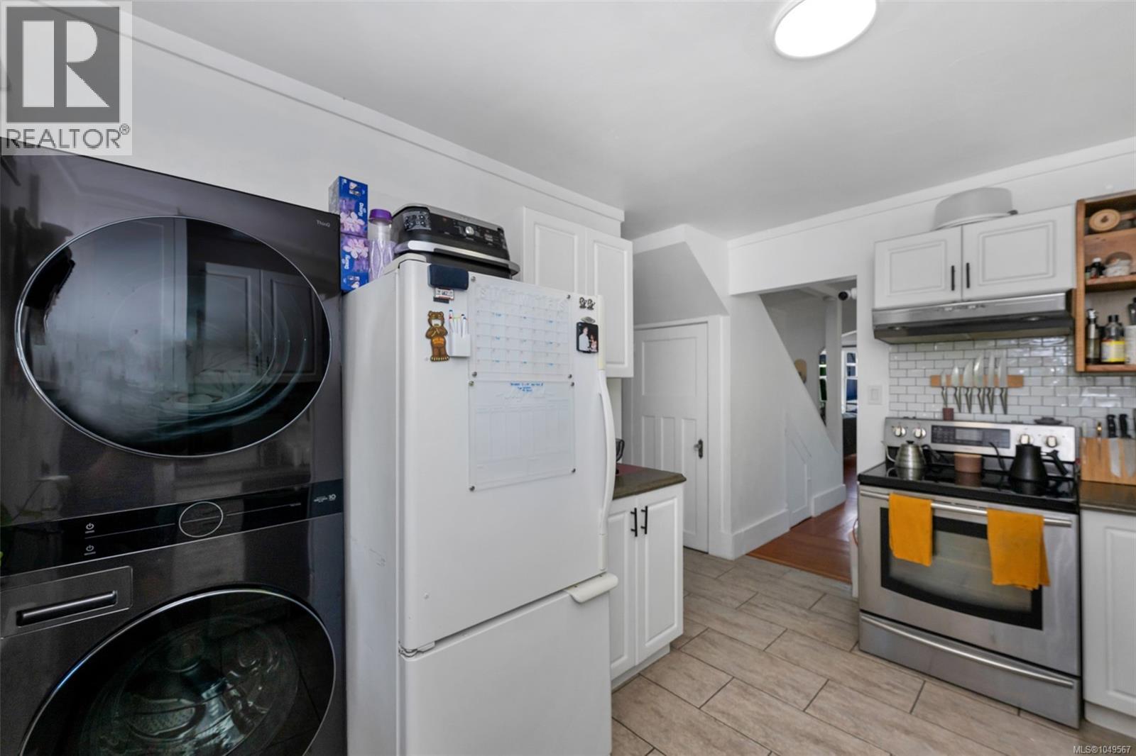 476 Ypres St Property Photo 12