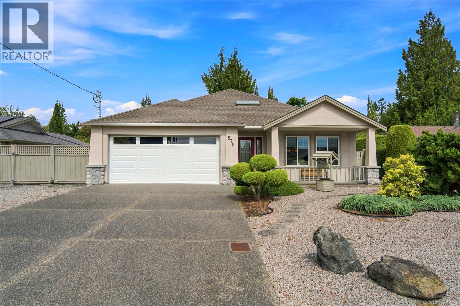 575 Panorama Pl Property Photo 1