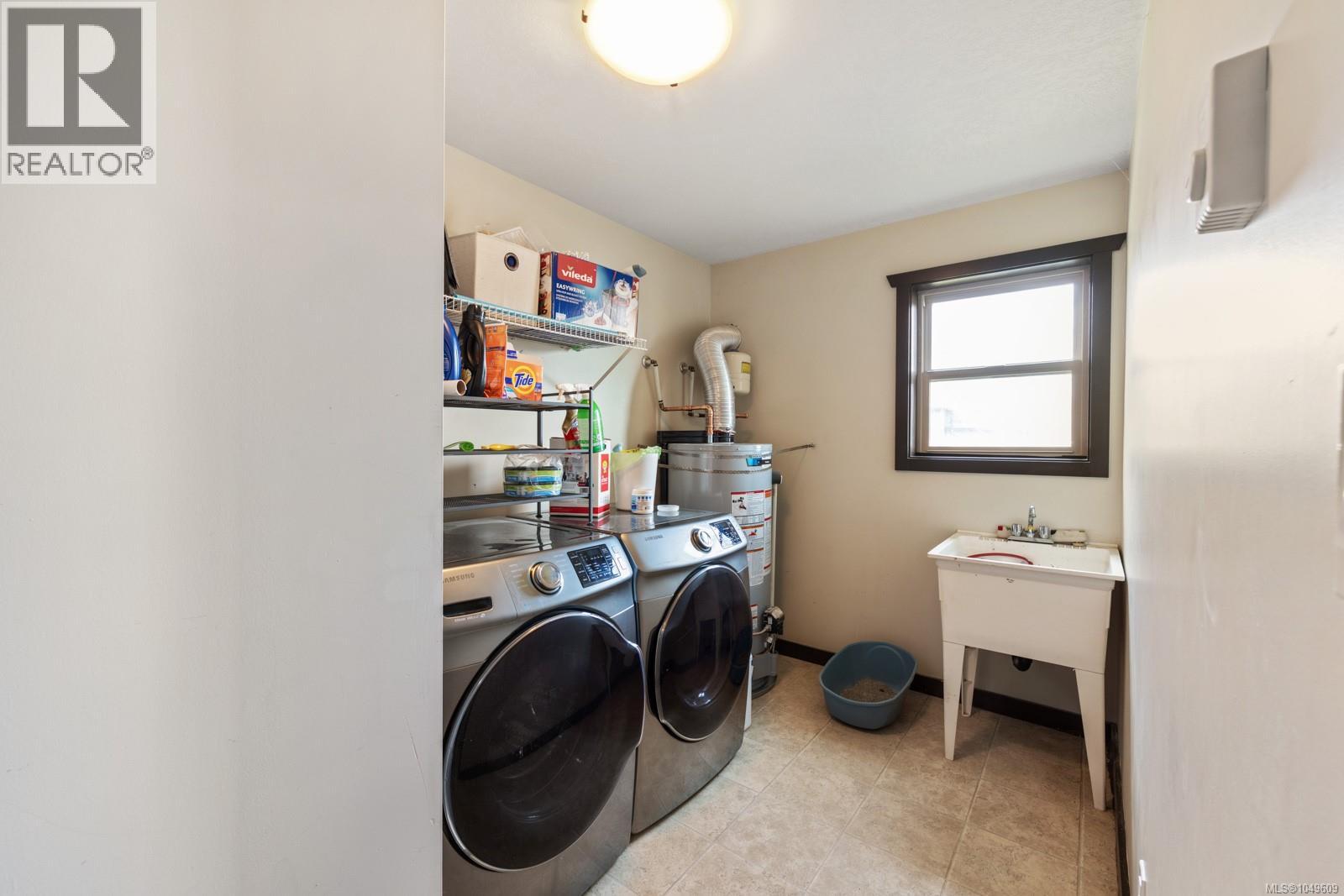 2735 Rydal Ave Property Photo 21