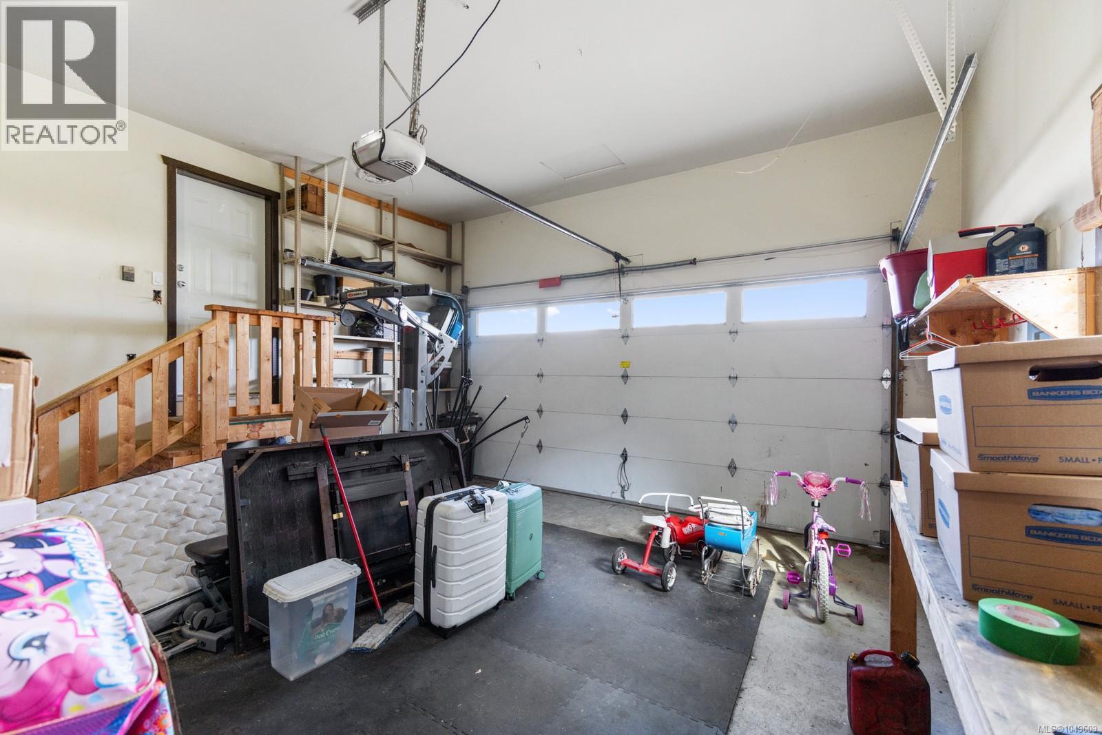 2735 Rydal Ave Property Photo 23