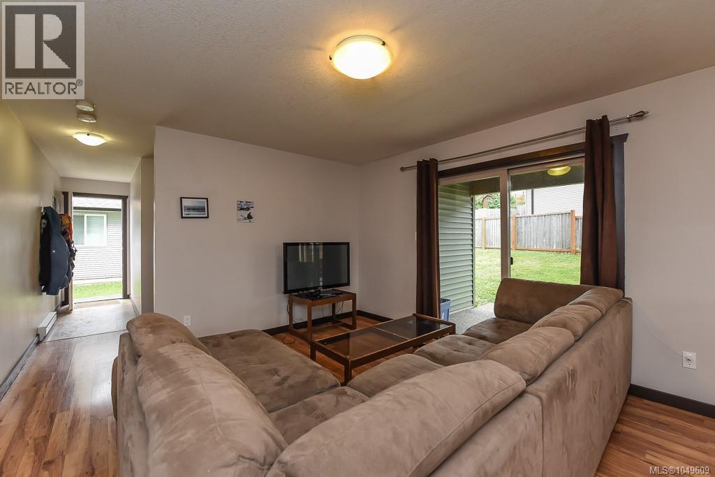 2735 Rydal Ave Property Photo 30