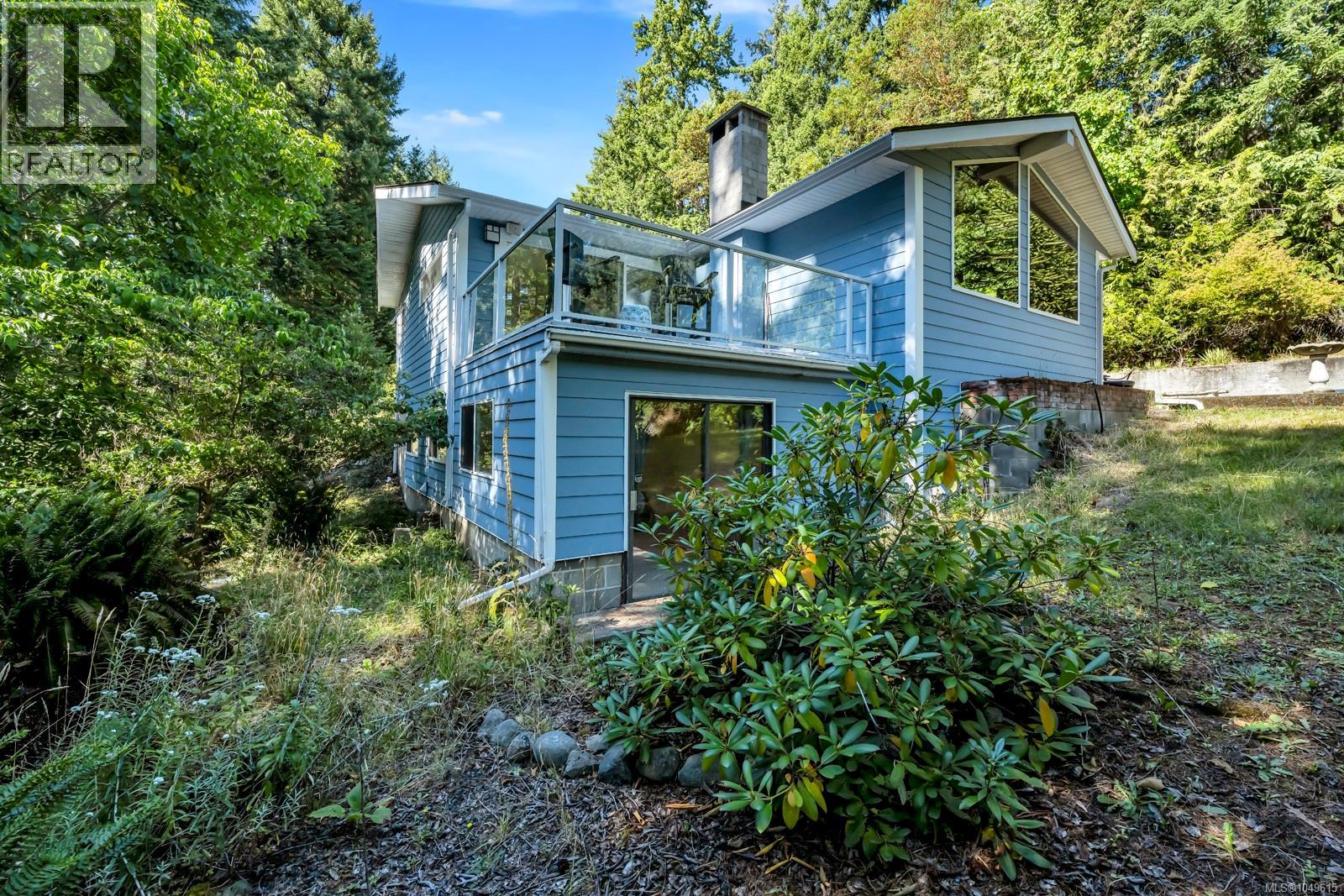 836 Walfred Rd Property Photo 12