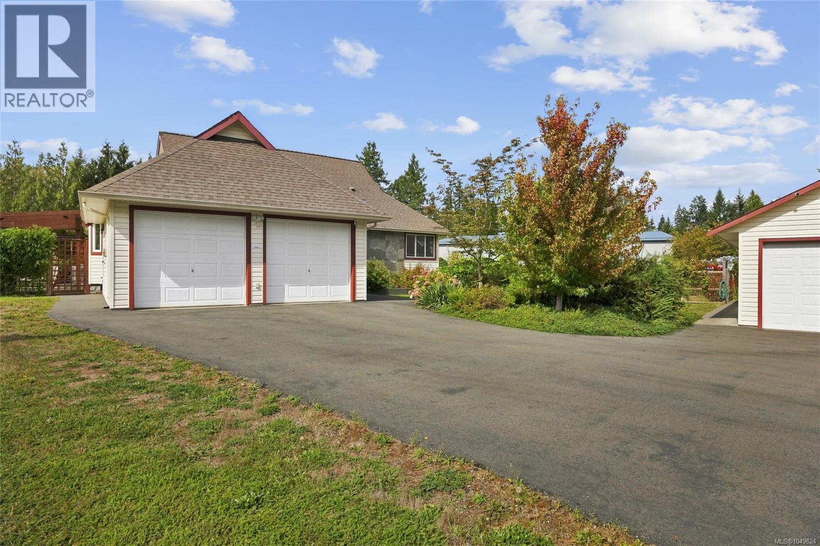 2877 Lake Trail Rd Property Photo 40