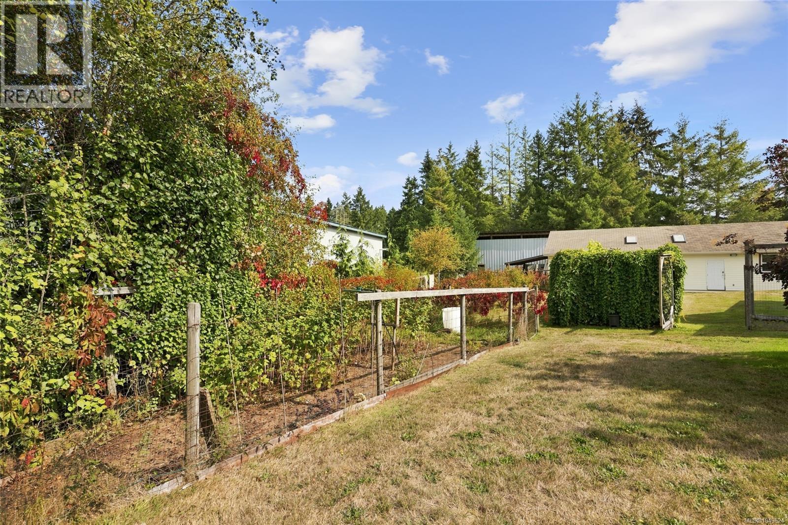 2877 Lake Trail Rd Property Photo 79