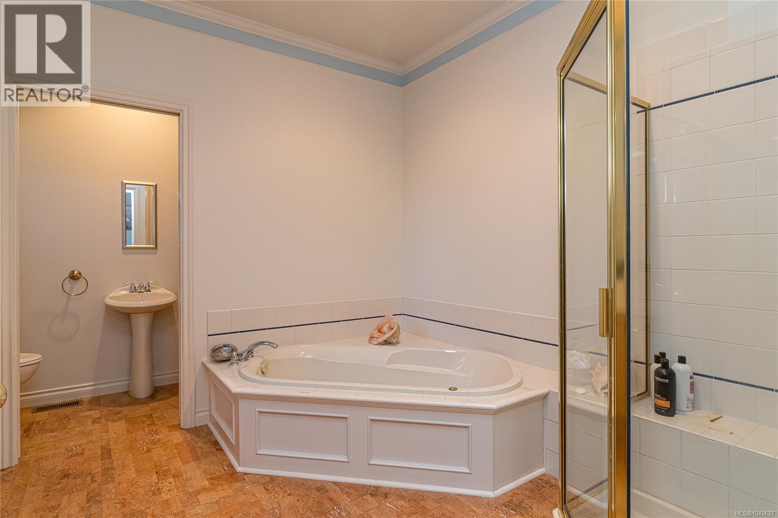 671 Dalkeith Ave Property Photo 27