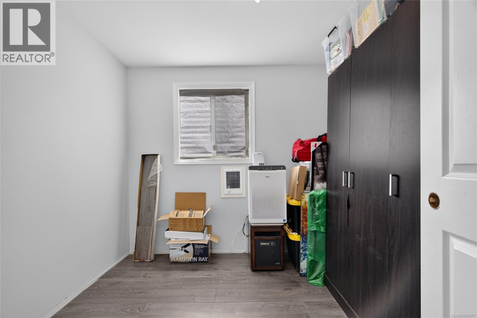 48 2587 Selwyn Rd Property Photo 19