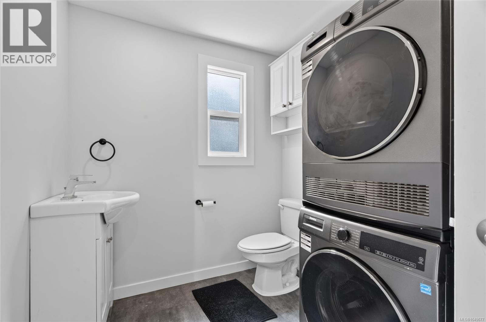 48 2587 Selwyn Rd Property Photo 20