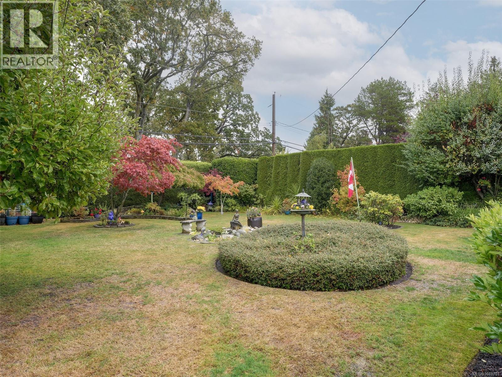 2064 Lansdowne Rd Property Photo 28