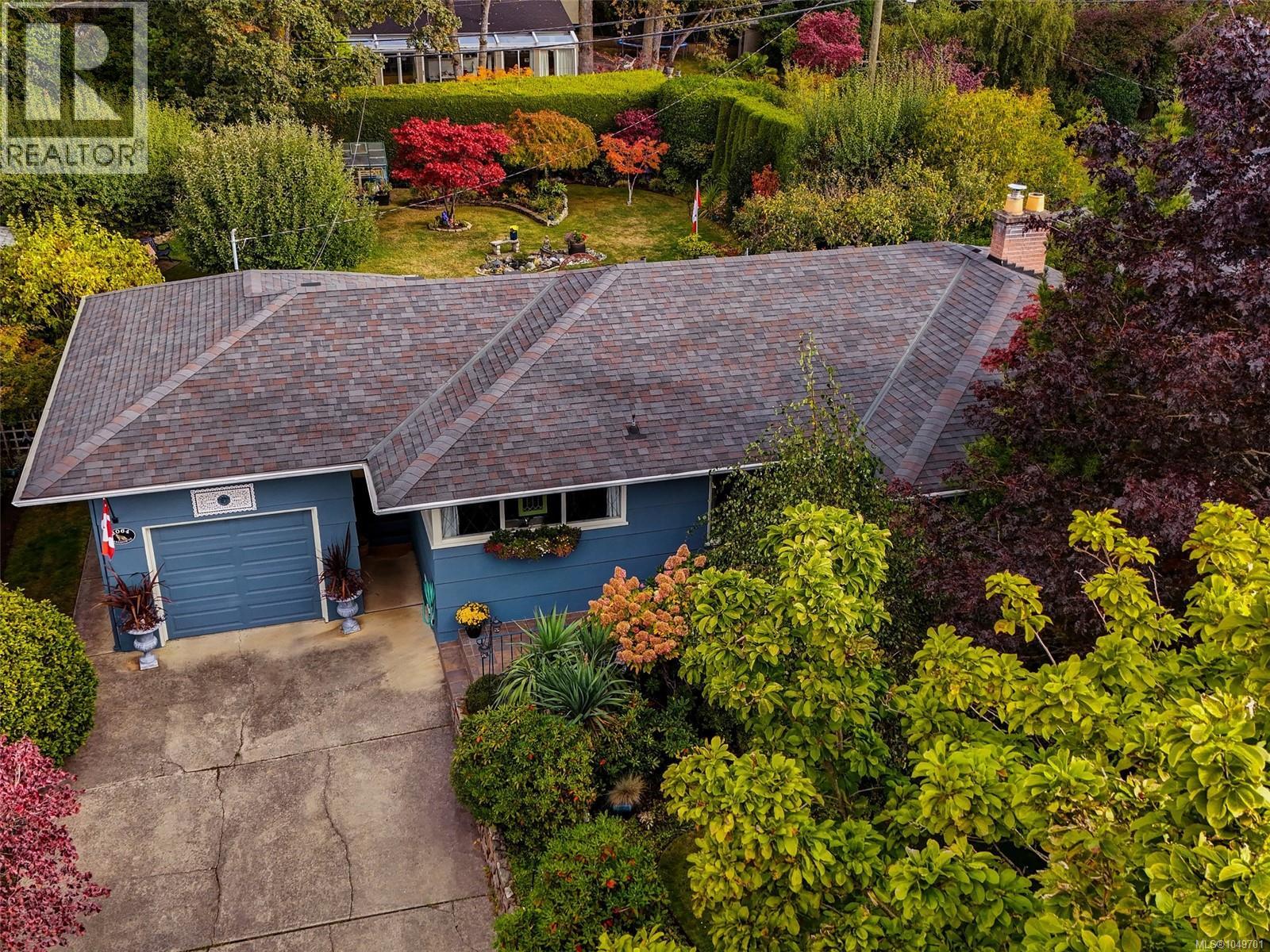 2064 Lansdowne Rd Property Photo 46