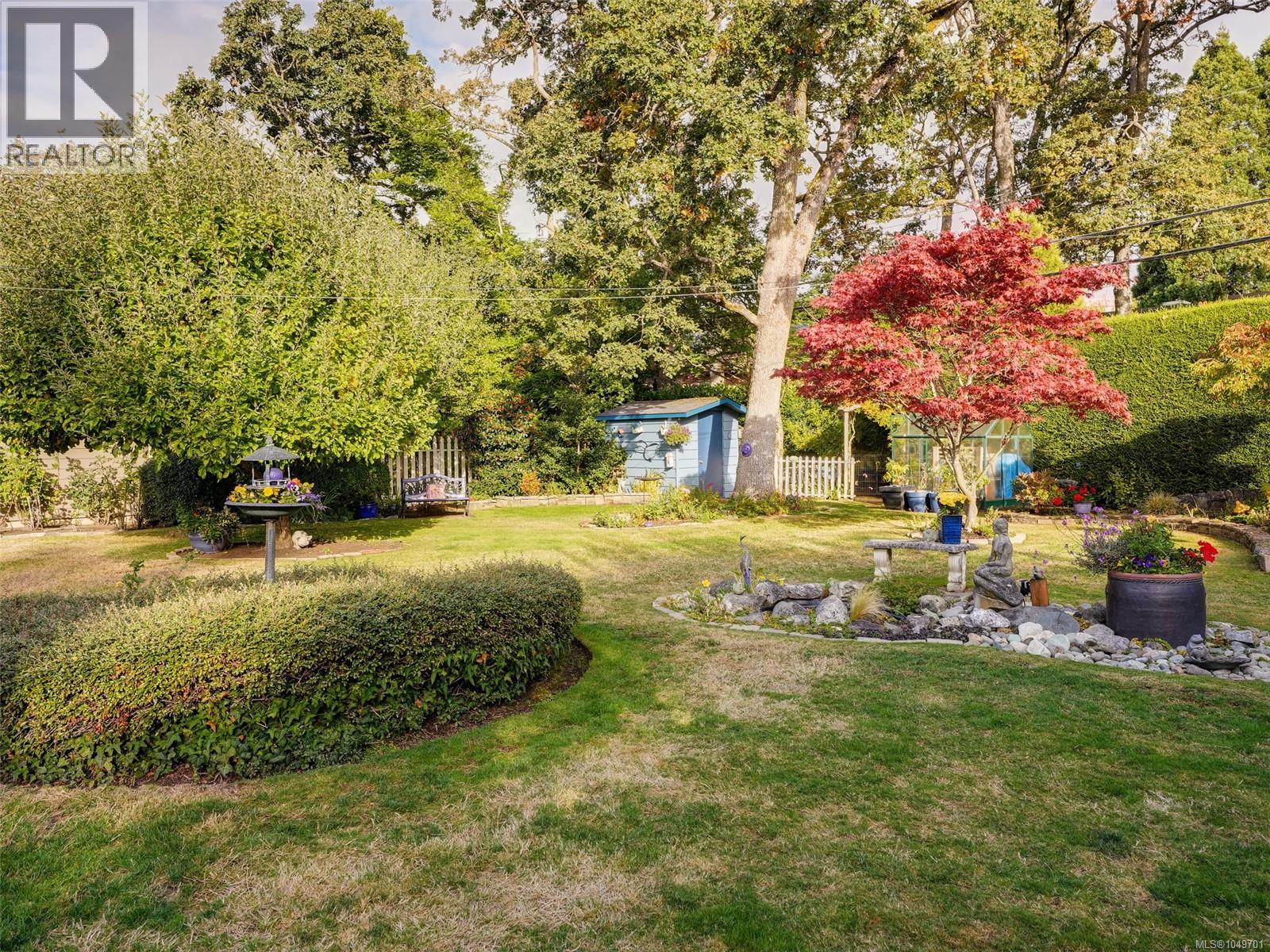 2064 Lansdowne Rd Property Photo 50