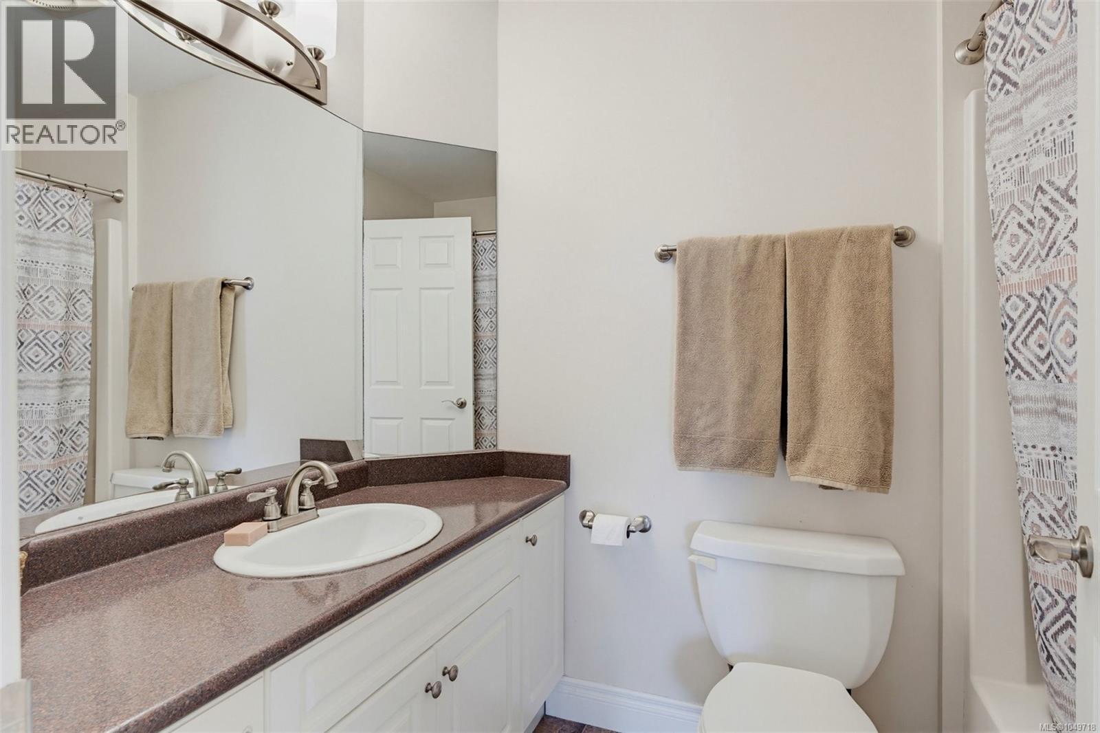 840 Tillicum Rd Property Photo 24