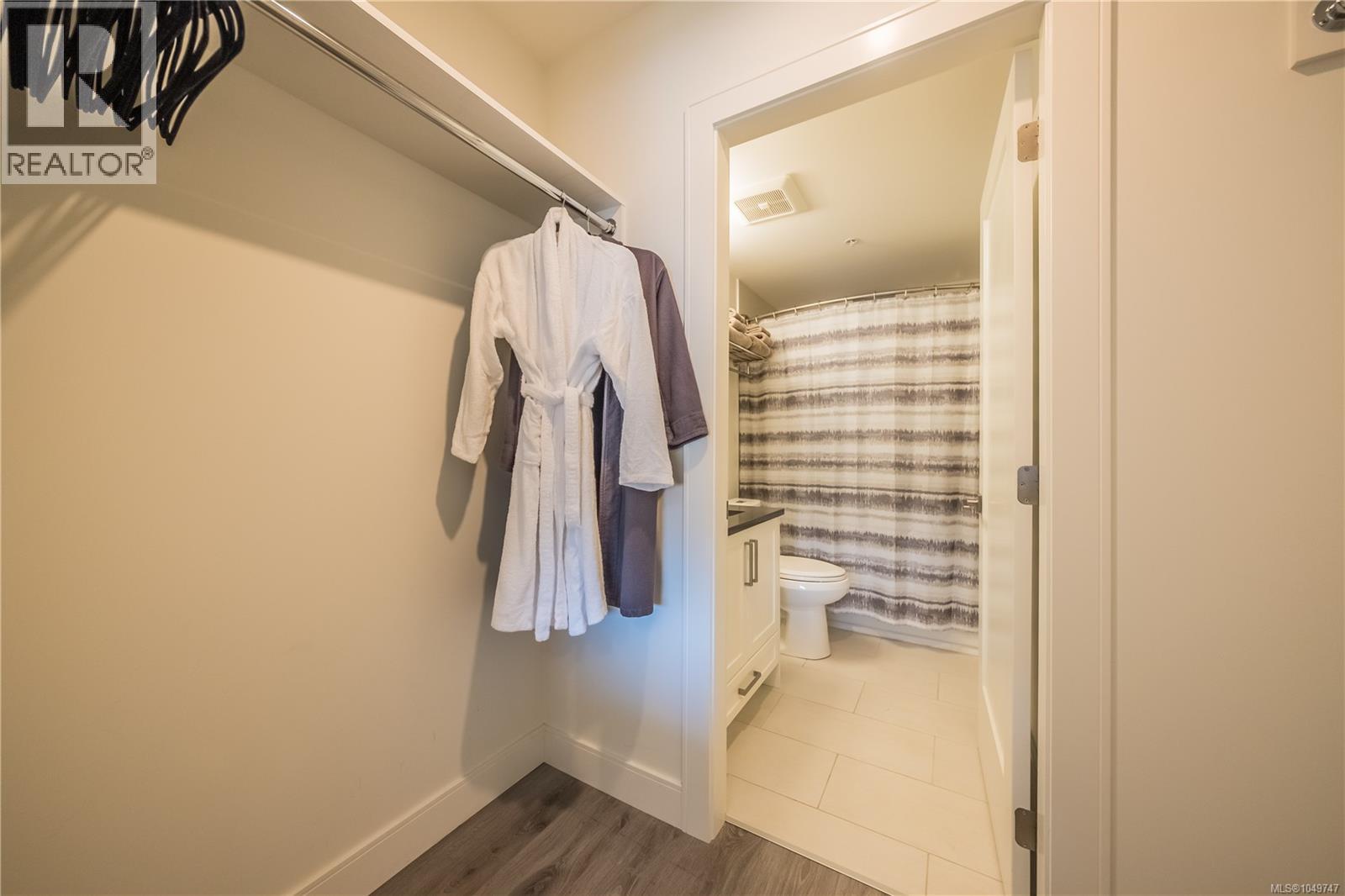 407 119 Haliburton St Property Photo 19