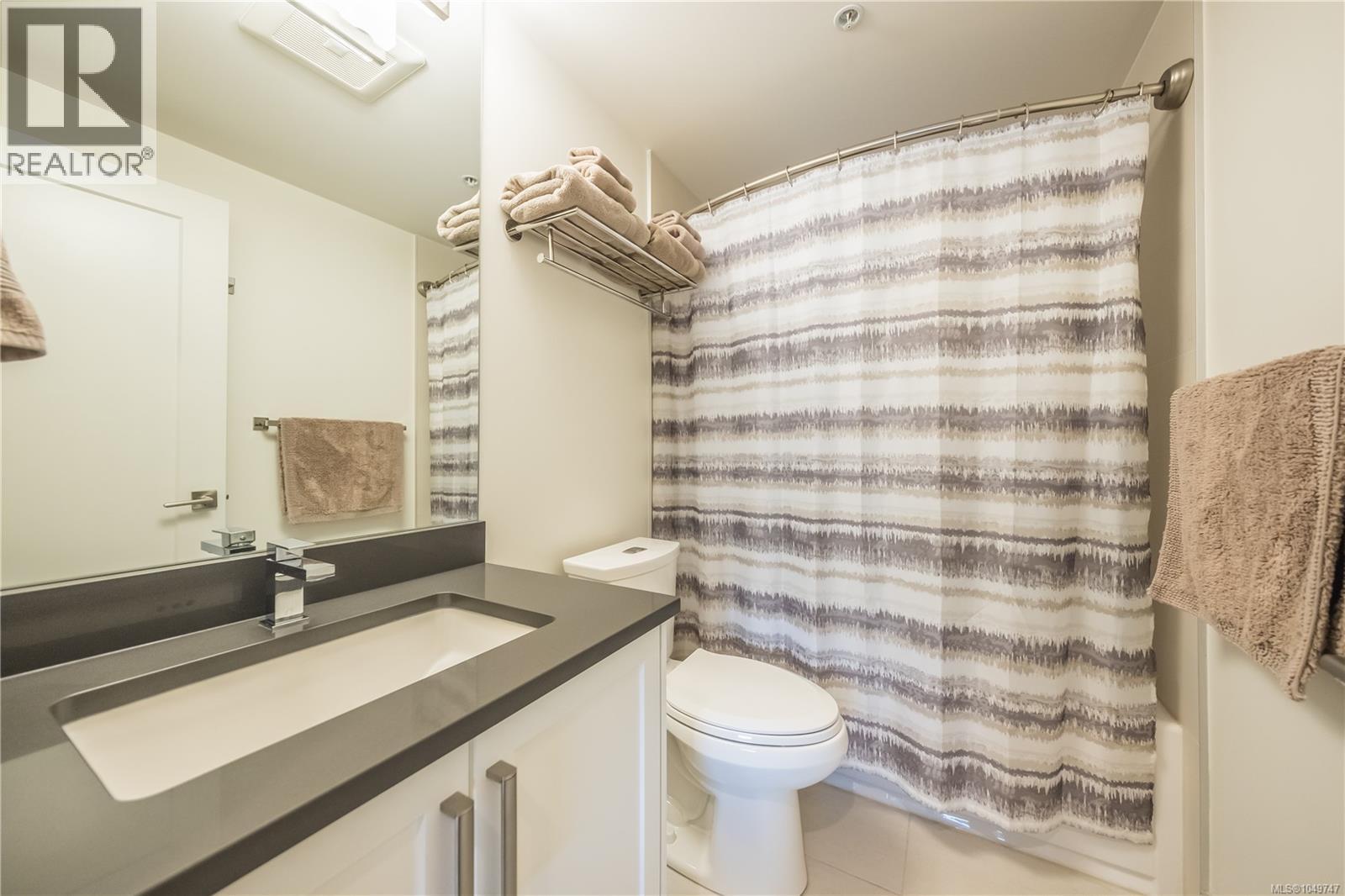 407 119 Haliburton St Property Photo 20