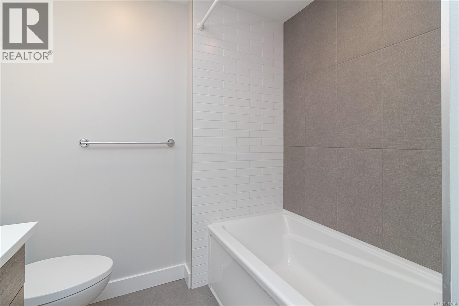 115 950 Whirlaway Cres Property Photo 23