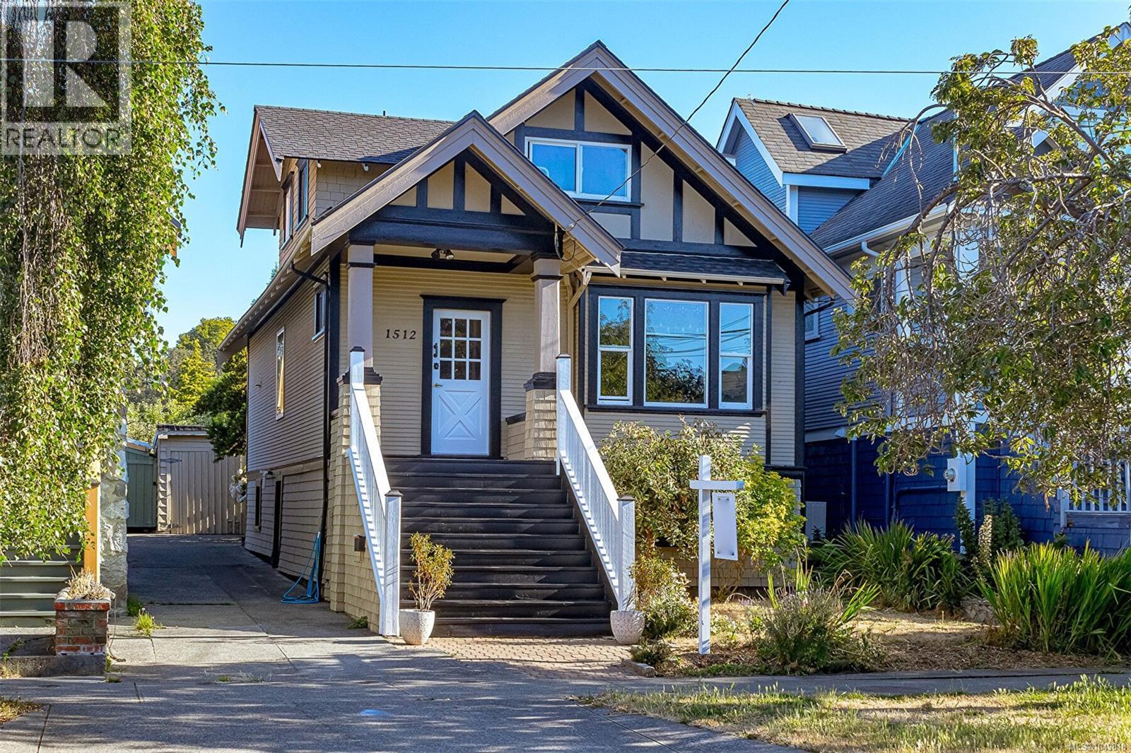 1512 Brooke St Property Photo 1