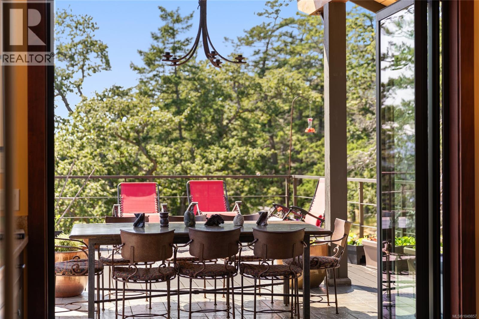 730 Treetops Spur Property Photo 19