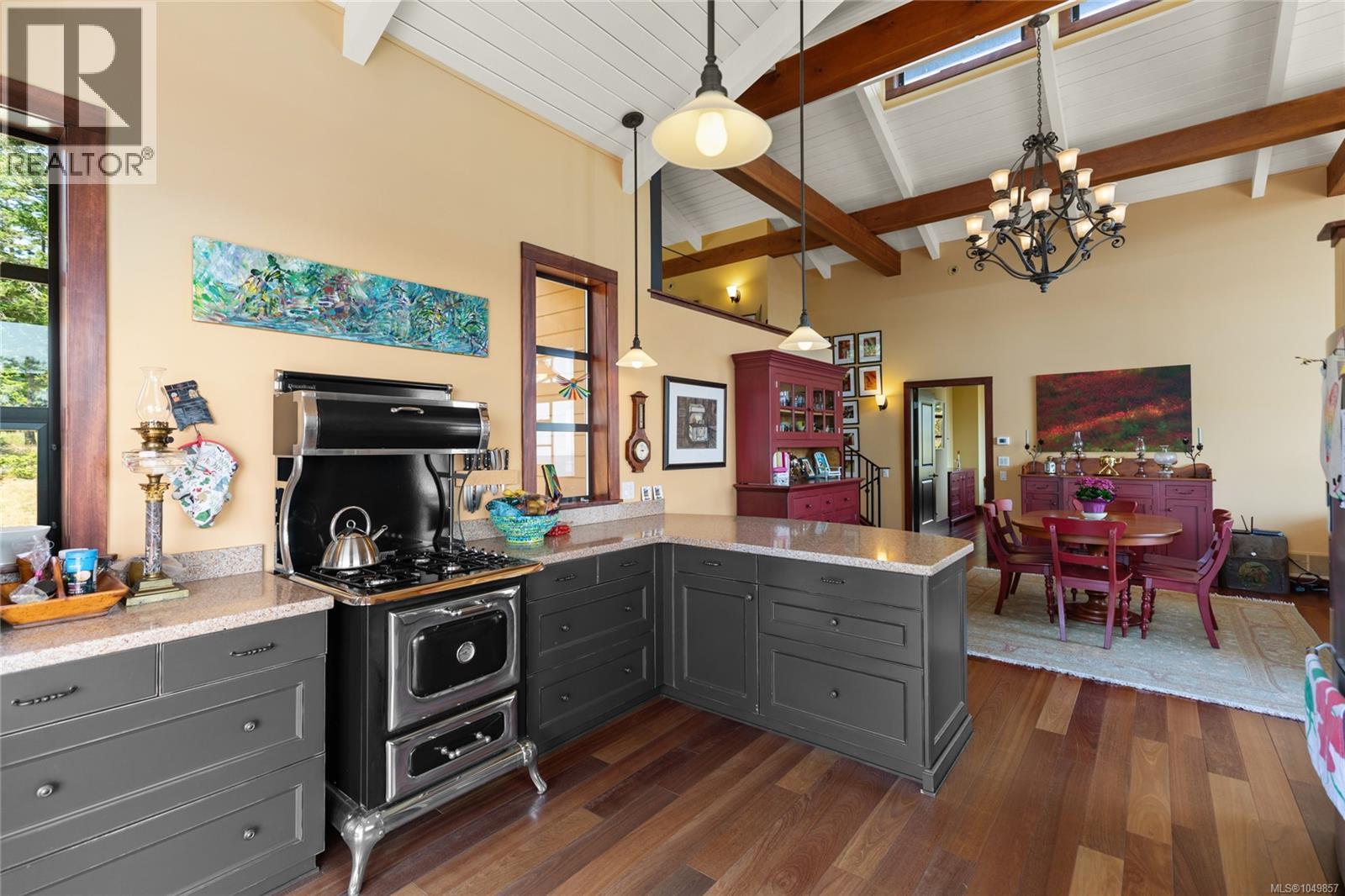 730 Treetops Spur Property Photo 23