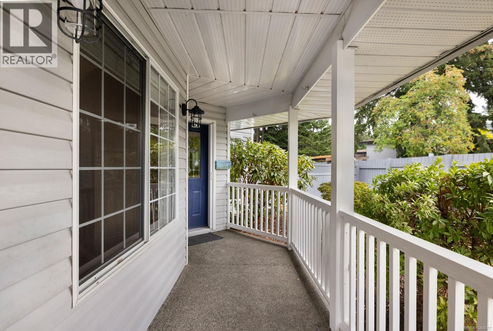 2032 Deborah Pl Property Photo 3