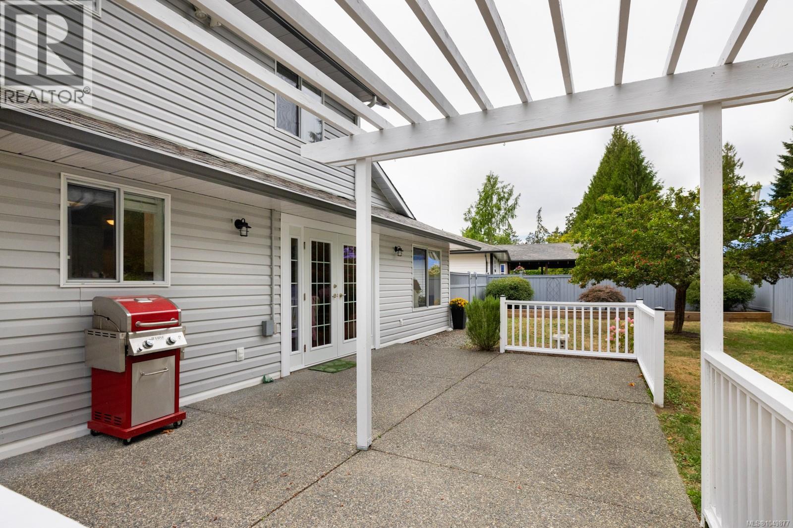 2032 Deborah Pl Property Photo 5